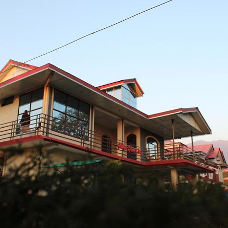 Aditya Homestay Bir-Billing Surrounded By Mountains ภายนอก รูปภาพ