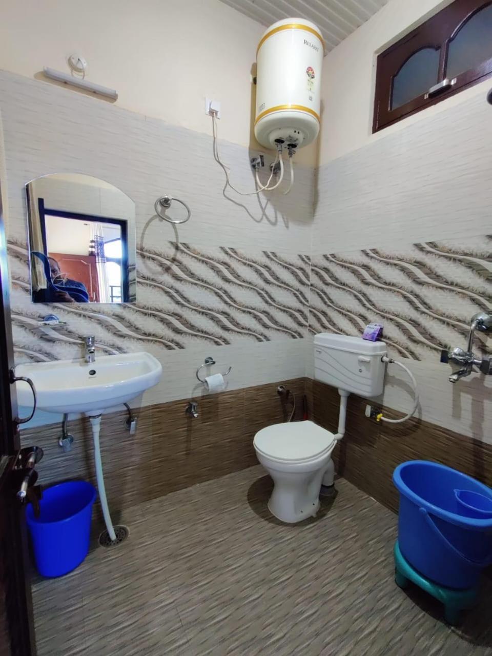Aditya Homestay Bir-Billing Surrounded By Mountains ห้อง รูปภาพ