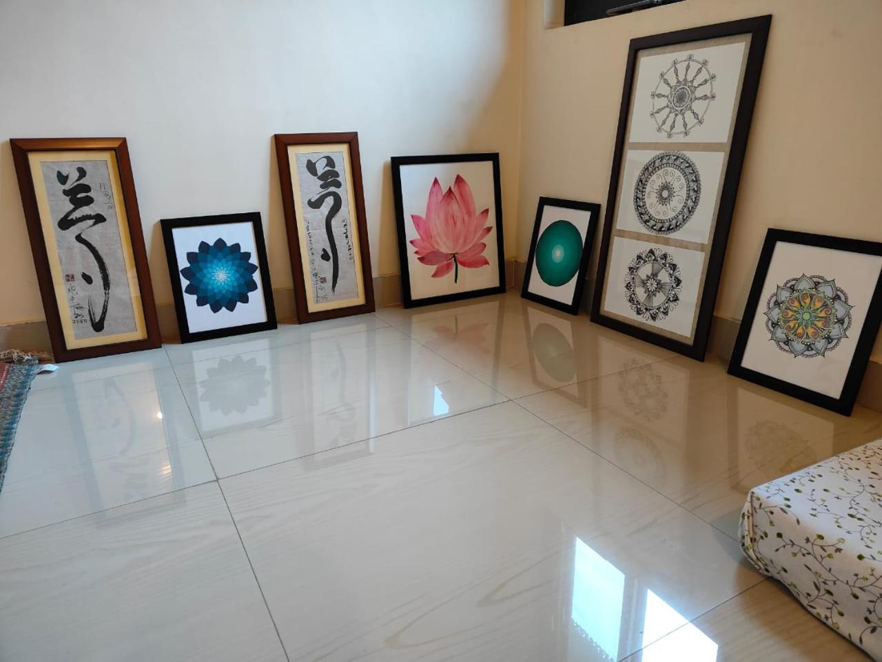 Aditya Homestay Bir-Billing Surrounded By Mountains ภายนอก รูปภาพ